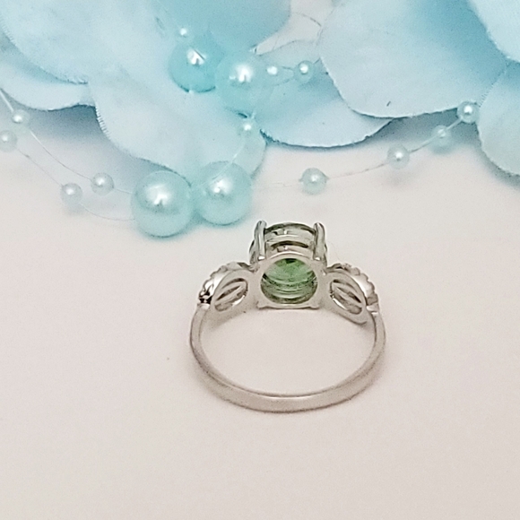 Naturally Color Changing Zultanite Silver Rings - Picture 6 of 6